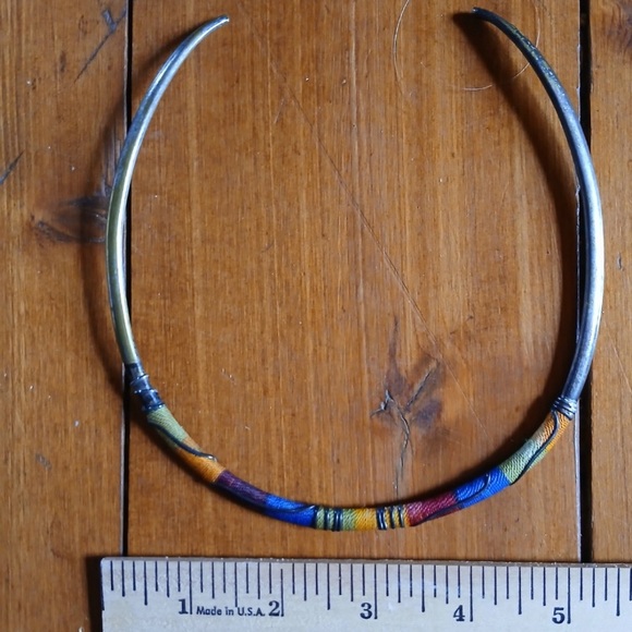 🇲🇽📿 Rare Mexican Woman Necklace Metal Wrapped in Wire & Colorful Thread 🌮💎 - Picture 2 of 5